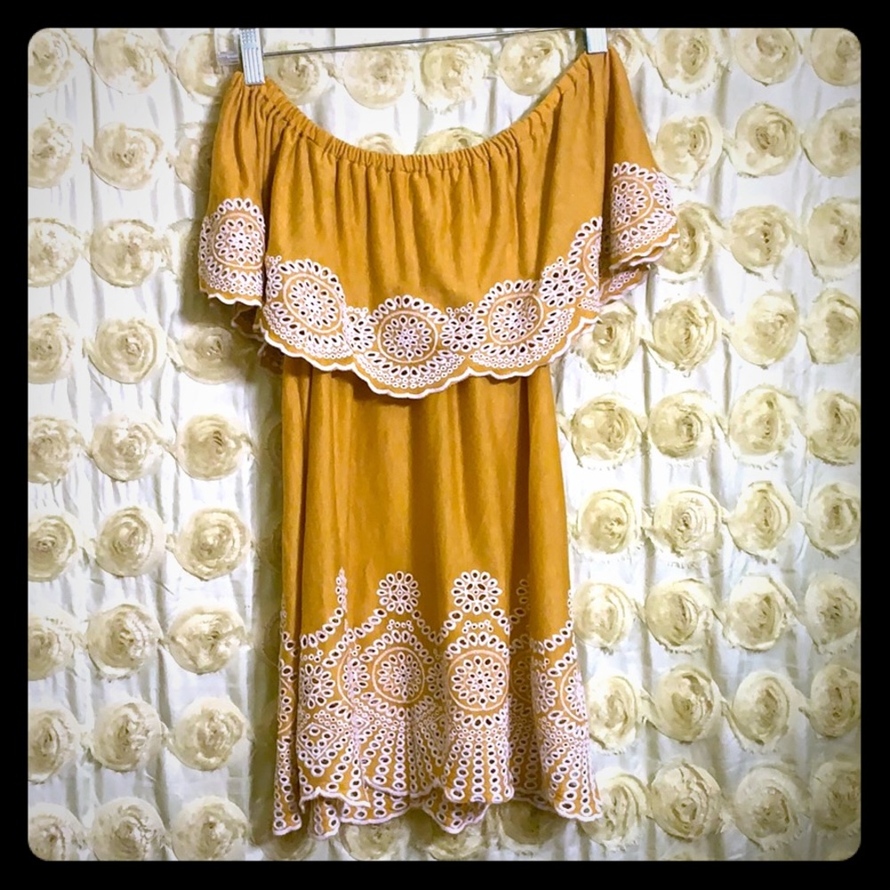 Mustard, off shoulder top with lace embroidery!